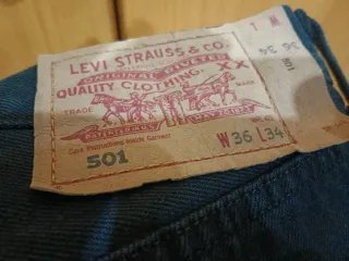 Pantalones Levi's Negro 501.