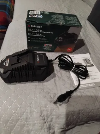 Cargador Parkside 20V 4.5A PLG 20 C3