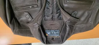 Cazadora piel Flor Talla 52 Marrón