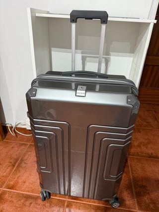 Maleta Grande Legend Walker 72cm Gris