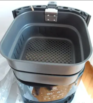 Friggitrice ad aria electrolux 700 5Lt