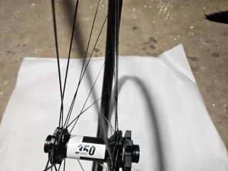 Ruedas 29" realizadas a mano por Factorywheels