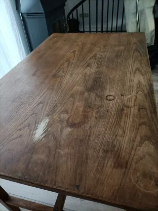 Mesa de despacho antigua.