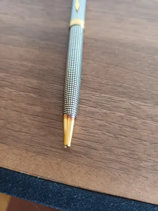Bolígrafo Parker Sonnet Ciselé GT
