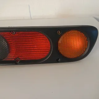 Piloto Trasero Dcho Nissan Terrano 2