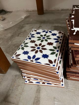 Azulejos decorativos de cerámica 2,5 € UNIDAD