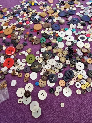 Surtido botones vintage / modernos etc