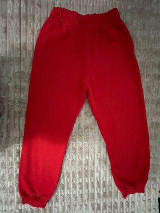 Pantalón chándal Bershka rojo talla M
