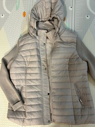 Chaqueta acolchada mujer beige