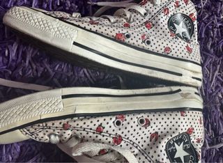 Converse Bota Estampado Lunares y Mariquitas