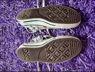 Converse Bota Estampado Lunares y Mariquitas