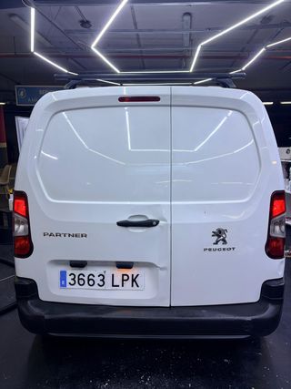 Peugeot Partner 2021