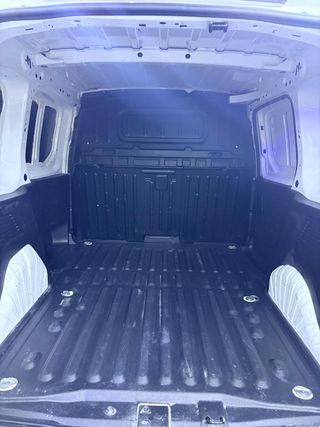 Peugeot Partner 2021