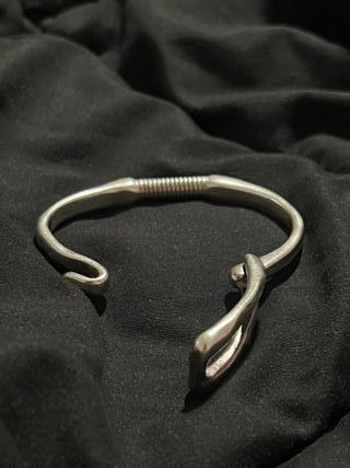 Pulsera Amarrado UNOde50 Bañada En Plata