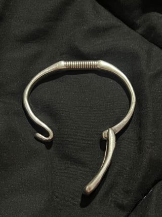 Pulsera Amarrado UNOde50 Bañada En Plata