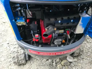 Miniexcavadora retroexcavadora