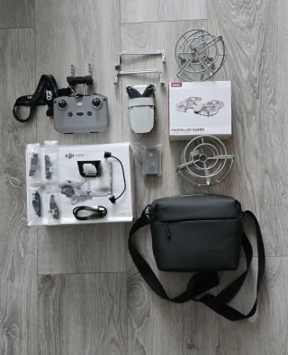 Dron DJI Mini 4K Gris