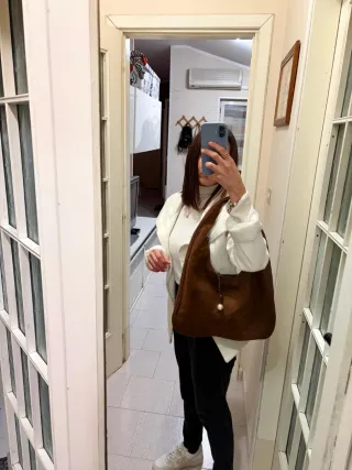 Borsa  hobo,a spalla camoscio marrone,con interno