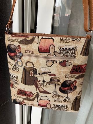 Bolso juvenil estampado