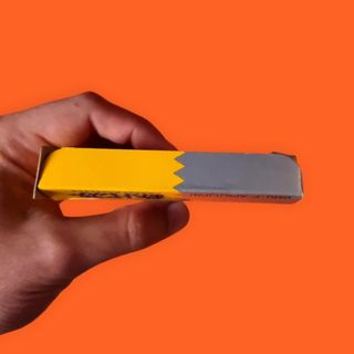 Pikachu Amarillo versión japonesa / Game Boy