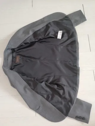 TRAJE DE CHAQUETA Y PANTALON DE MUJER COLOR GRIS