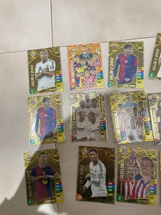 Cromos de fútbol variados