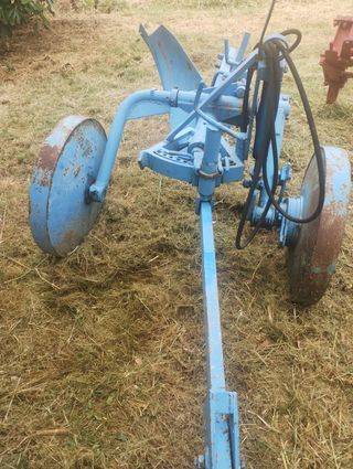 Aratro Trainato Spostabile Nardi