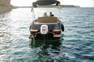 ALQUILER BARCO SIN LICENCIA (AquaYachts 590) 15CV