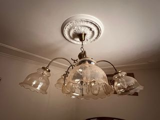 Lámpara retro colgante dorada con cristales