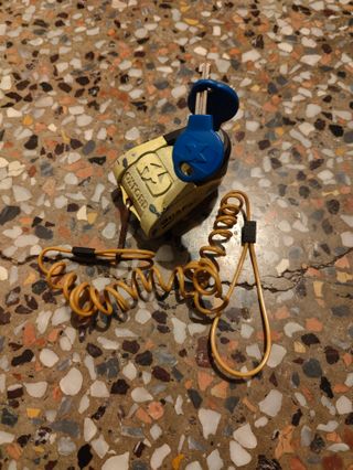 Lucchetto Oxford con cavo e 2 chiavi