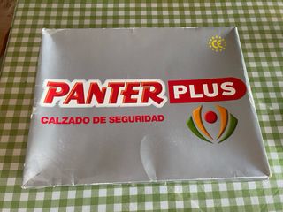 Botas de seguridad PANTER S2+TPU nuevas.