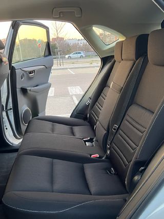 Lexus NX 300h con garantía y menos 70k km