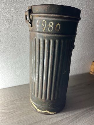 Contenitore per maschera antigas tedesca