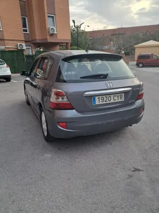 HONDA CIVIC AŇO 2005 SOLO 170000KM