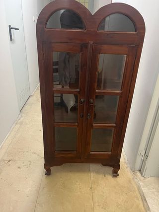 Vitrina antigua de madera maciza cristal rústica