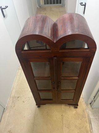 Vitrina antigua de madera maciza cristal rústica