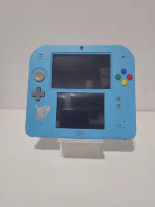 Nintendo 2DS Blu Pokémon + penna + caricabatterie