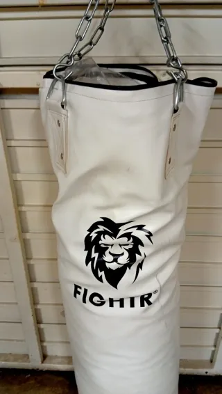 Saco de boxeo blanco FIGHTR