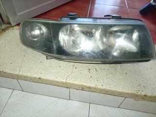 Faros Seat Toledo mk1 617217718