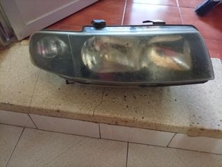 Faros Seat Toledo mk1 617217718
