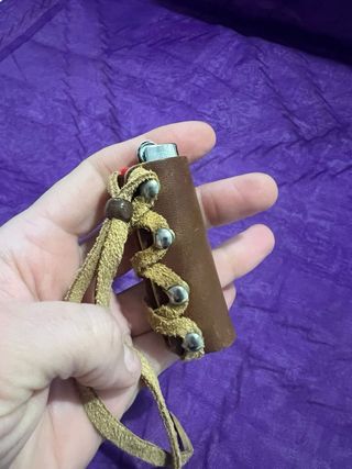 Custodia porta accendino in pelle fatta a mano