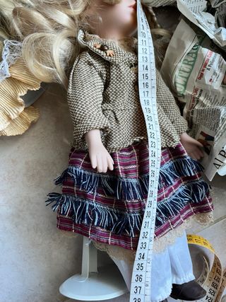 14 Bambole Porcellana + 2 Plastica 5/15€ l’una