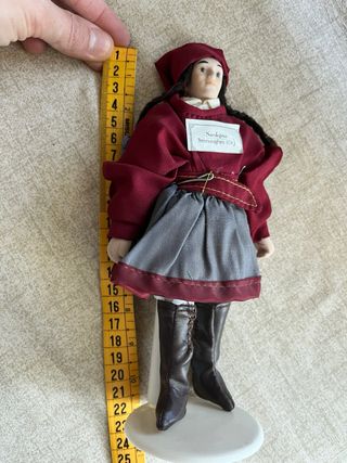 14 Bambole Porcellana + 2 Plastica 5/15€ l’una