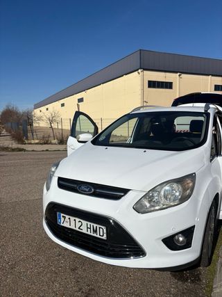Ford Grand C-MAX 2012