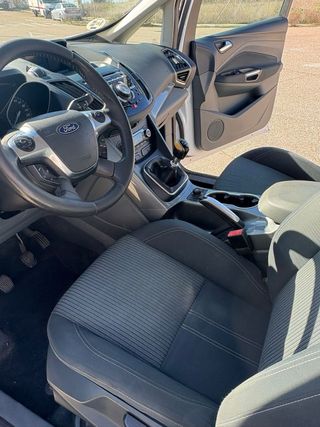 Ford Grand C-MAX 2012