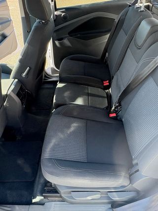 Ford Grand C-MAX 2012