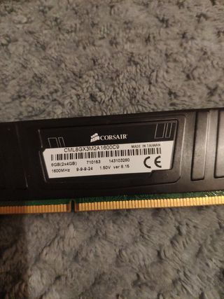 2x Corsair 4GB DDR3 1600MHz RAM
