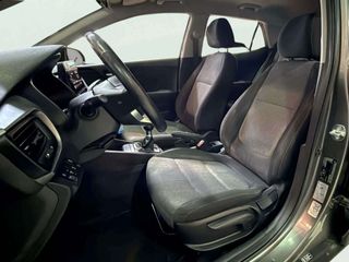 Kia Stonic 1.2 DPi 62kW (84CV) Concept