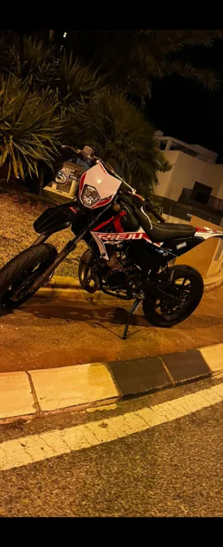 RIEJU MRT Supermotard Negra/Roja