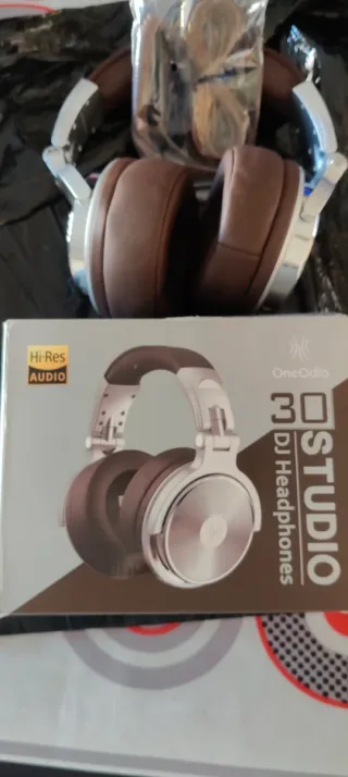 Auriculares DJ OneOdio Studio Hi-Res Audio